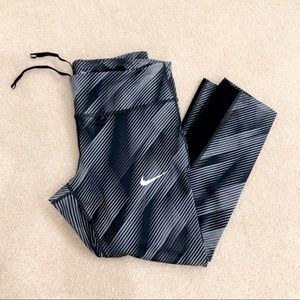 Nike Dri - Fit Black & Gray Leggings Size M